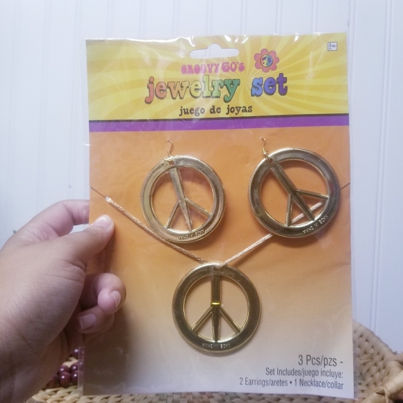 Jewelry - NWT Peace Necklace and Earrings Costume Set